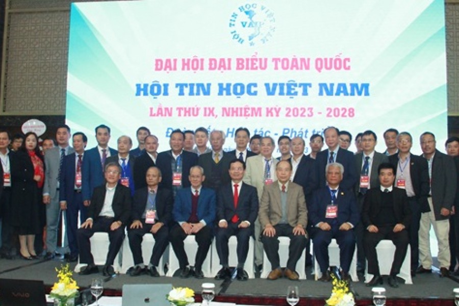 Khoa Công nghệ Thông tin trở thành Chi hôi trực thuộc Hội tin học Việt Nam