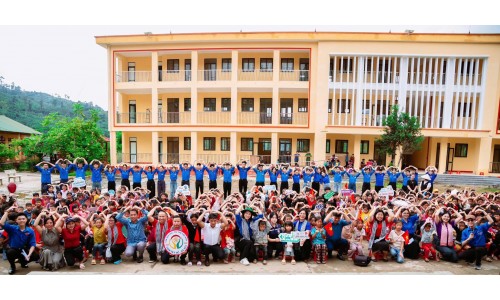Mùa hè xanh 2025 - Khi yêu thương ở lại.