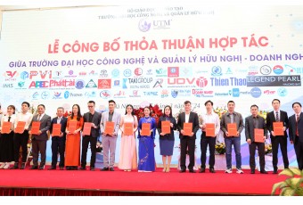 Trường đại học Công nghệ và Quản lý Hữu Nghị tặng LAPTOP, miễn phí ký túc xá cho tân sinh viên