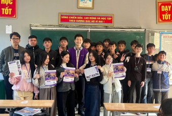 UTM triển khai hoạt động tư vấn hướng nghiệp trực tiếp tại 45 trường trung học phổ thông ở Nghệ An.