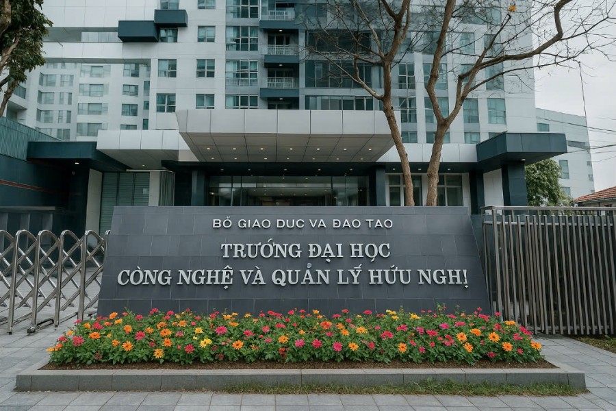 Thông báo ngưỡng đảm bảo chất lượng, độ chênh của các tổ hợp và bảng quy đổi điểm tương đương giữa các phương thức xét tuyển 2025